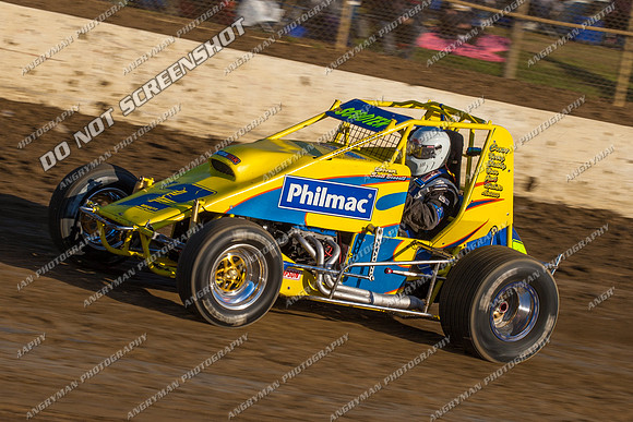 wingless 2 t2 bissett - 13 - Latrobe - 1st Jan 2013-3