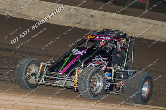 wingless 18 v18 Gary Bowden - 13 - Latrobe - 1st Jan 2013-11