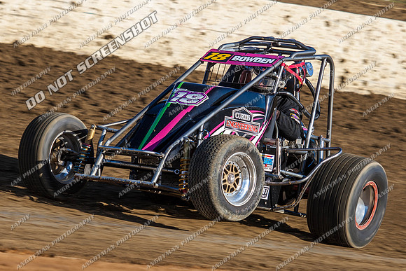 wingless 18 v18 Gary Bowden - 13 - Latrobe - 1st Jan 2013-4