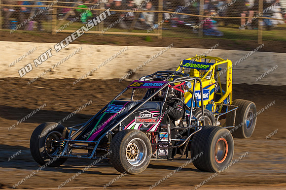 wingless 18 v18 Gary Bowden - 13 - Latrobe - 1st Jan 2013-7