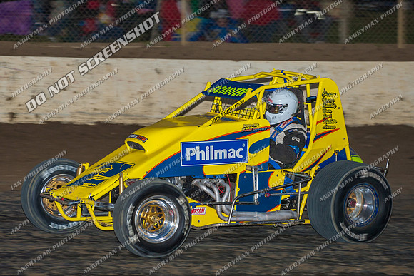 wingless 2 t2 bissett - 13 - Latrobe - 1st Jan 2013-4