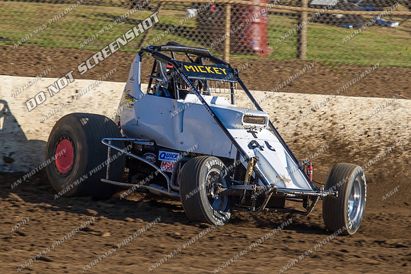 wingless 46 t46 johns - 13 - Latrobe - 1st Jan 2013-4