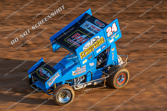 sprintcar 24 t24 shaun robins - 14 - Carrick - 4th Jan 2013-4