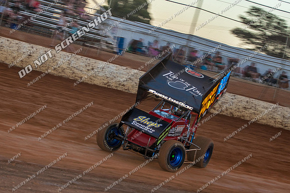 sprintcar 29 t29 robin dawkins - 14 - Carrick - 4th Jan 2013-6