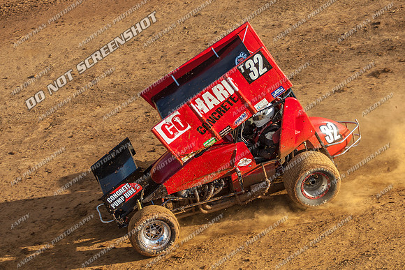 sprintcar 32 t32 nick anderson - 14 - Carrick - 4th Jan 2013