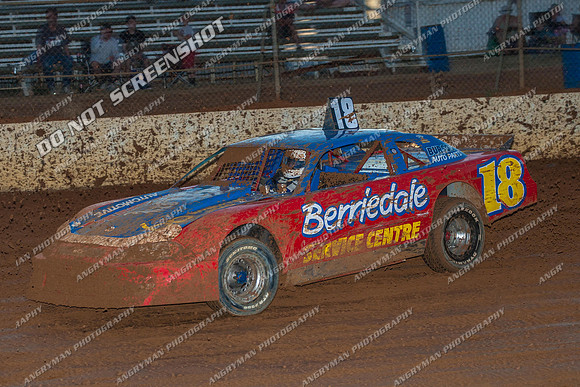 Tassie Six 18 - 14 - Carrick - 4th Jan 2013-3