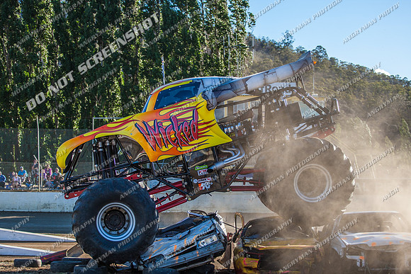 - 16- Hobart - 12th Jan 2013 Monster Trucks-25