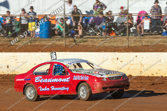 street stock 16 jamie young - 17 - Carrick - 19th Jan 2013-5