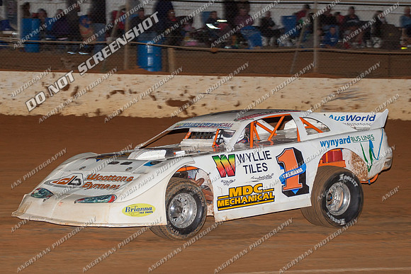super sedan 22 t22 callum harper - 17 - Carrick - 19th Jan 2013-5