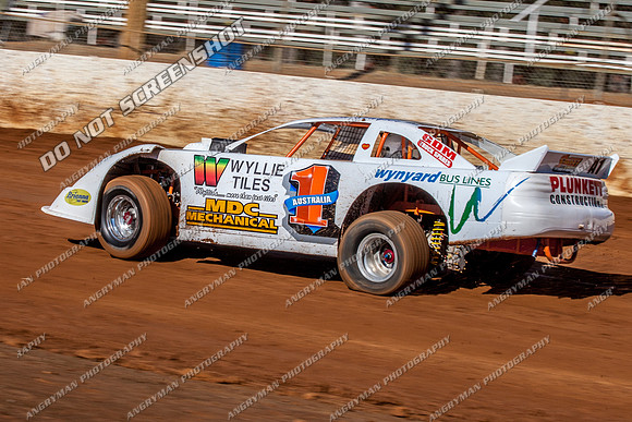 super sedan 2 t02 jarrod harper - 18 - Carrick - 25th Jan 2013 - NSSS Rnd 9-3