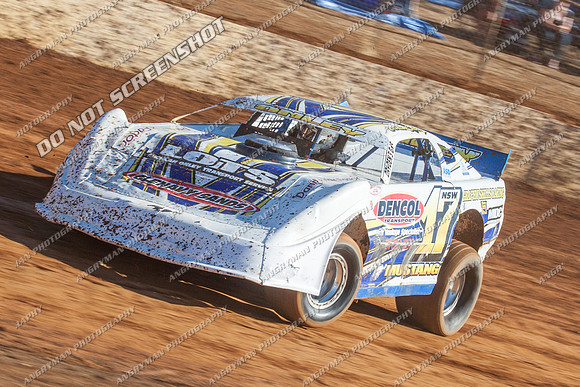 super sedan 17 n17 lachlan onley - 18 - Carrick - 25th Jan 2013 - NSSS Rnd 9-5