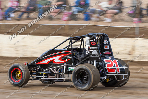 wingless 21 t21 joe turnbull - 19 - Hobart- 26th Jan 2013 - NSSS & Grand National-4