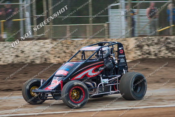 wingless 21 t21 joe turnbull - 19 - Hobart- 26th Jan 2013 - NSSS & Grand National-6