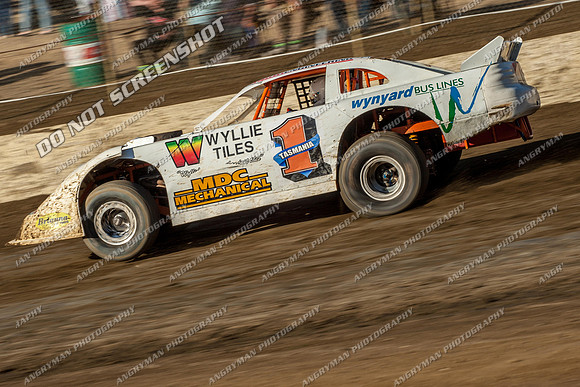 super sedan 22 t22 callum harper - 20 - Hobart - Jan 27th 2013 - NSSS-3