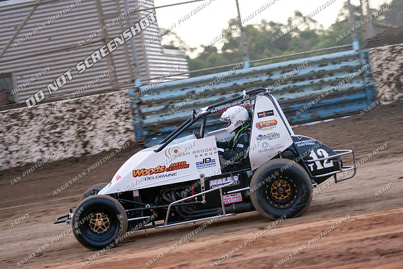 wingless 12 t12 phil danny john - 22 - Latrobe - 1st Feb 2013