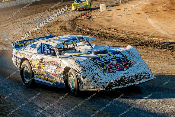 super sedan 17 lachlan onley - 23 - Latrobe - 2nd Feb 2013