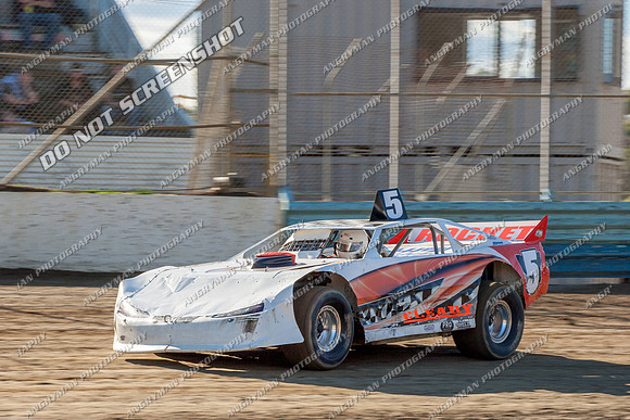 super sedan 5 T5 Leon Cleary - 23 - Latrobe - 2nd Feb 2013
