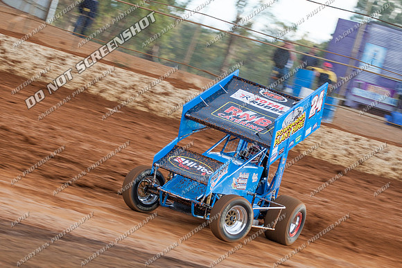 sprintcar 24 t24 shaun robins - 24 - Carrick - 9th Feb 2013-5