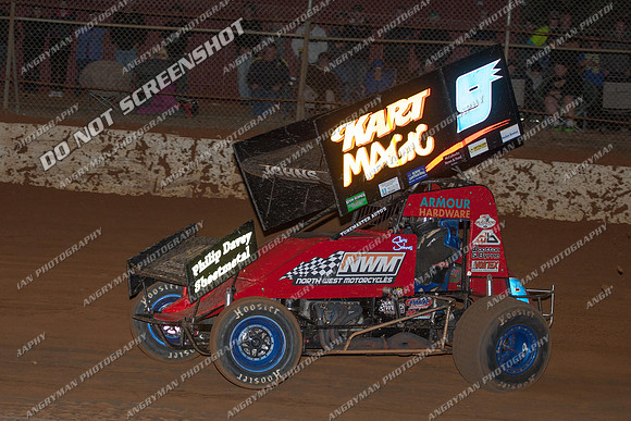 sprintcar 9 t9 chris johns - 24 - Carrick - 9th Feb 2013-8