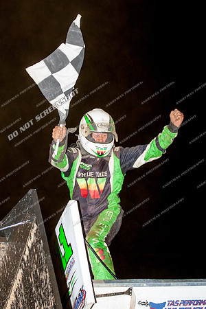 sprintcar 11 t11 Jason Redpath - 24 - Carrick - 9th Feb 2013-16