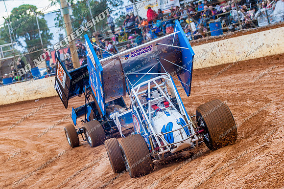 sprintcar 18 t18 jamie oneill - 24 - Carrick - 9th Feb 2013