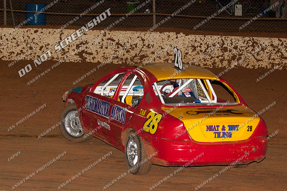 street stock 28 dale riley jnr - 24 - Carrick - 9th Feb 2013-5