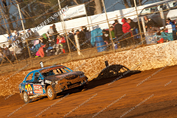 street stock 10 matt hammond - 24 - Carrick - 9th Feb 2013-7