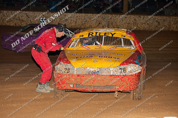 street stock 28 dale riley jnr - 24 - Carrick - 9th Feb 2013-6