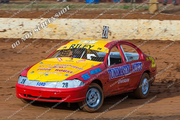 street stock 28 dale riley jnr - 24 - Carrick - 9th Feb 2013-2