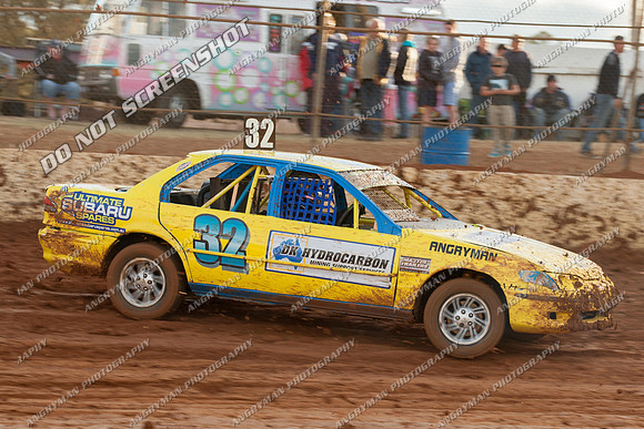 Street Stock 32 T32 - 24 - Carrick - 9th Feb 2013-5