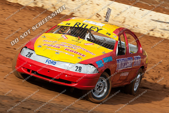 street stock 28 dale riley jnr - 24 - Carrick - 9th Feb 2013