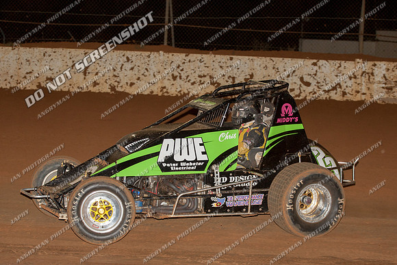 wingless 23 chris gallagher - 24 - Carrick - 9th Feb 2013-3