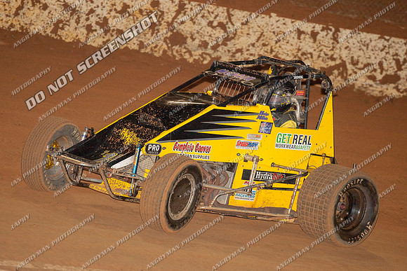 wingless 17 hadyn mcbain - 24 - Carrick - 9th Feb 2013-3