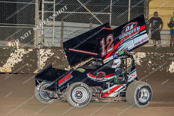 sprintcar 12 t12 adrian redpath - 25 - Hobart - 16th Feb 2013-10