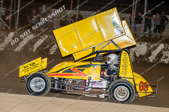 sprintcar 69 t69 michael parker - 25 - Hobart - 16th Feb 2013-5