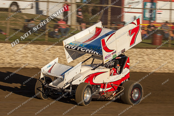 sprintcar 7 t7 tim hutchins - 27 - Latrobe 1st March 2013