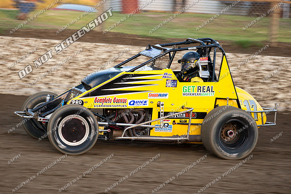 wingless 17 hadyn mcbain - 27 - Latrobe 1st March 2013