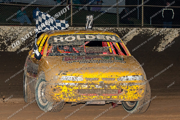Modified 72 T72 - 28 - Latrobe - 2nd March 2013-17