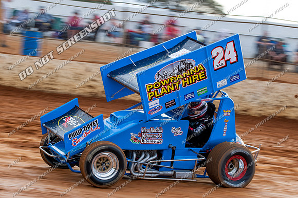 sprintcar 24 t24 shaun robins - 29 - Carrick - 9th March 2013-4