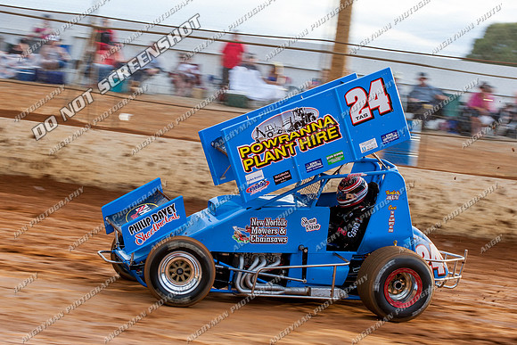 sprintcar 24 t24 shaun robins - 29 - Carrick - 9th March 2013