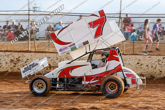 sprintcar 7 t7 tim hutchins - 29 - Carrick - 9th March 2013