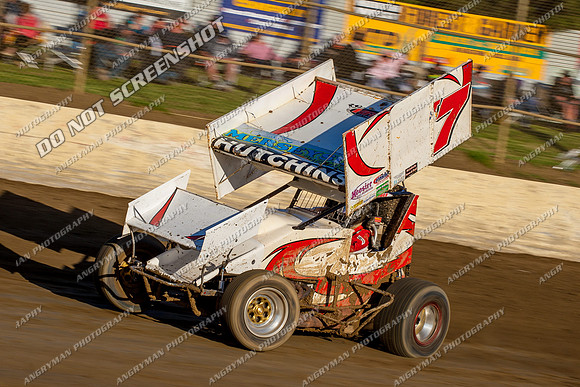 sprintcar 7 t7 tim hutchins - 30 - Latrobe - 23rd March 2013