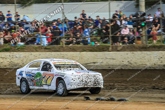 Street Stock 77 T77 - 05 - Latrobe - 2nd Dec 2023