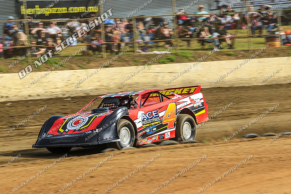 Super Sedan 4 T4 - 05 - Latrobe - 2nd Dec 2023