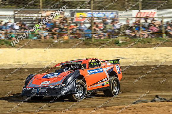 Super Sedan 5 T5 - 05 - Latrobe - 2nd Dec 2023-7