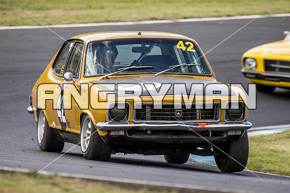 42 Steve James Holden Torana XU1 Group N Over 3 Litre - Sunday-5