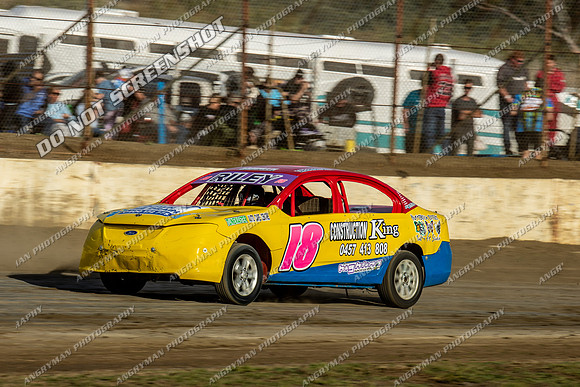 Street Stock 18 T18 - 06 - Hobart - 9th Dec 2023-4