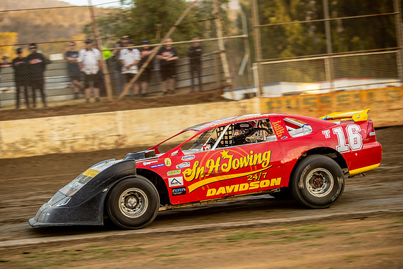 Super Sedan 16 T16 - 06 - Hobart - 9th Dec 2023-12