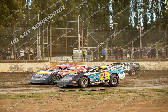 Super Sedan 26 T26 - 06 - Hobart - 9th Dec 2023-8