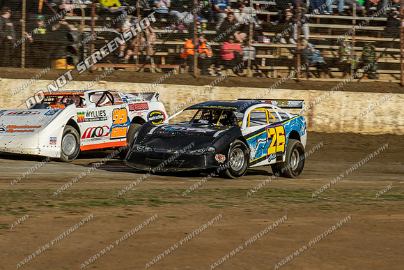 Super Sedan 26 T26 - 06 - Hobart - 9th Dec 2023-3
